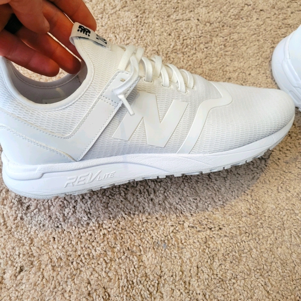 New balance shoes
